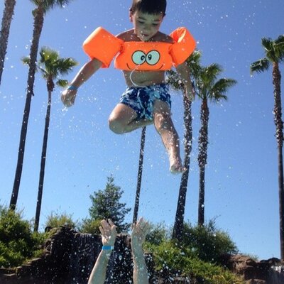 Profile Picture of Jeff Boe (@jeffboe72) on Twitter