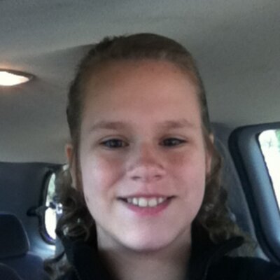 Profile Picture of Rebekah Barron (@love_beyblade) on Twitter