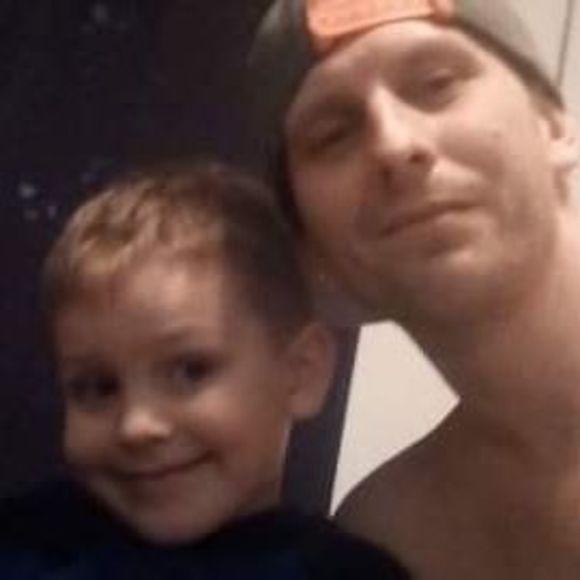 Darren Ringley - Poshmark Profile Picture of Darren Ringley (@luvmy3boyz89) on Poshmark