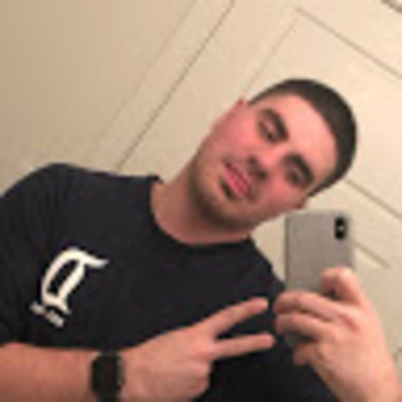 Profile Picture of Robert Piche (@robertpiche) on Poshmark