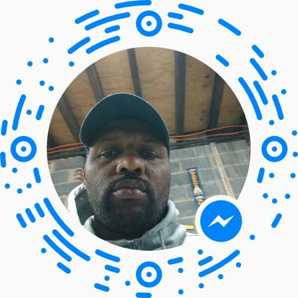Profile Picture of Joseph Bennett (@joe580580) on Poshmark