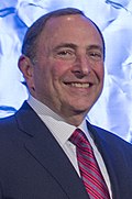 Profile Picture of Gary Bettmanon Wikipedia