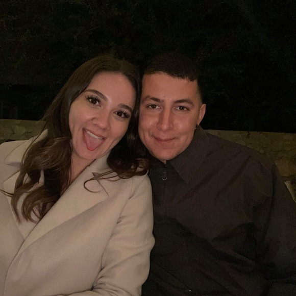 Profile Picture of Carla yoalli Perlasca (@carlielwz) on Poshmark