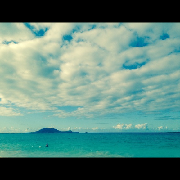 Katie Chhum - Poshmark Profile Picture of Katie Chhum (@katiechhum) on Poshmark