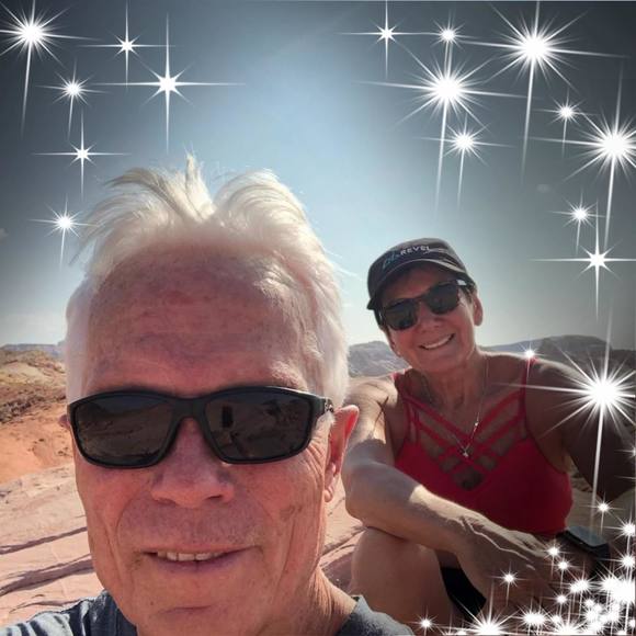 Profile Picture of Jeffndee Tuenge (@dtuenge) on Poshmark