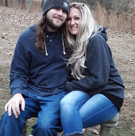 Profile Picture of Danielle Mixon (@lilcajun) on Poshmark