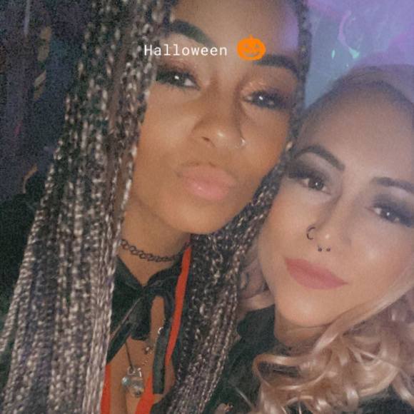 Lovena Anderson - Poshmark Profile Picture of Lovena Anderson (@lovenaanderson) on Poshmark