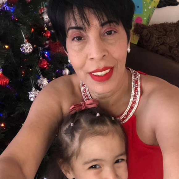 Maribel Subias - Poshmark Profile Picture of Maribel Subias (@solvalencia) on Poshmark