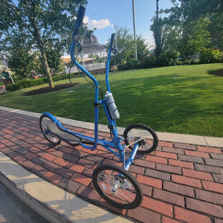 Profile Picture of Jeff Kula (@stridingthestreets) on Tiktok