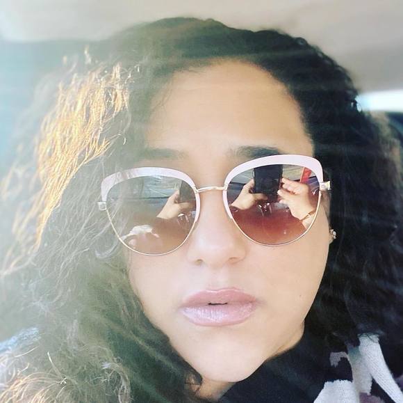 Profile Picture of Chandra Hicks (@chandrahicks22) on Poshmark