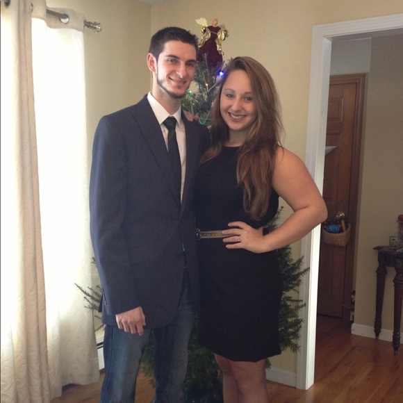 Profile Picture of Shelby Colonese (@shelbyann_3) on Poshmark