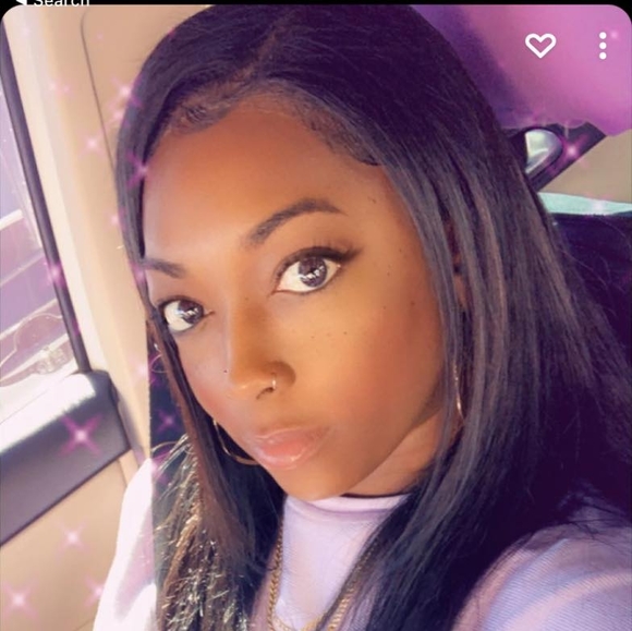 Profile Picture of Tammy Gartman (@tammygartman) on Poshmark