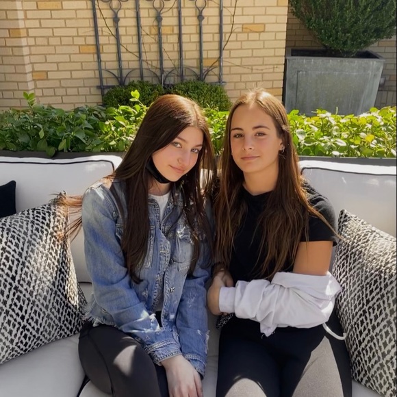 Sophie Erber - Poshmark Profile Picture of Sophie Erber (@sophieerber) on Poshmark