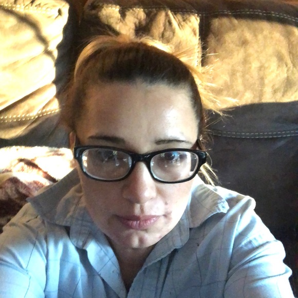 Profile Picture of Virginia Kernozicky (@ggn22) on Poshmark