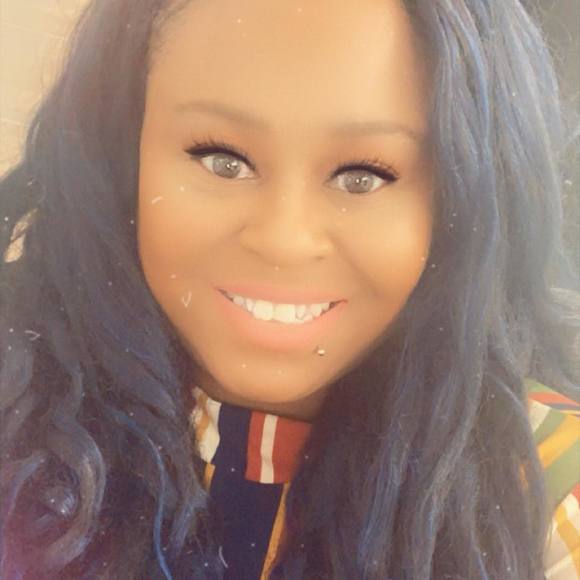 Profile Picture of Felecia Jenkins (@fefe2011) on Poshmark