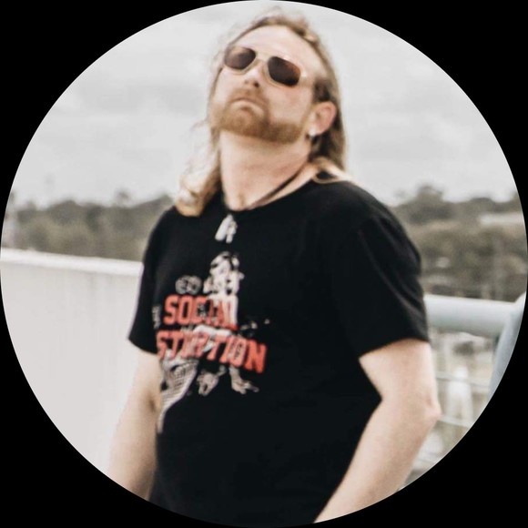 Profile Picture of Ronald Ostrander (@ronbone1982) on Poshmark