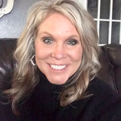 Profile Picture of Misty Halcomb (@halcombmisty) on Twitter