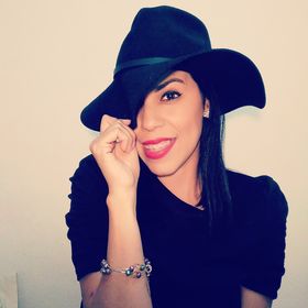 Aimee Equihua - Pinterest Profile Picture of Aimee Equihua (@Juliaimee) on Pinterest