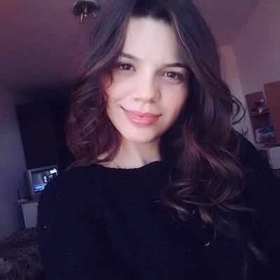 Profile Picture of Addison Robertson Twitter