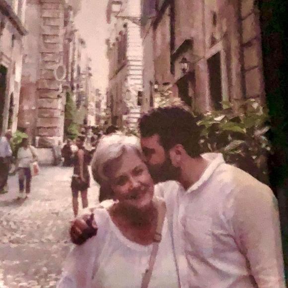 Profile Picture of Sherry Degryse (@sherrydegryse) on Poshmark