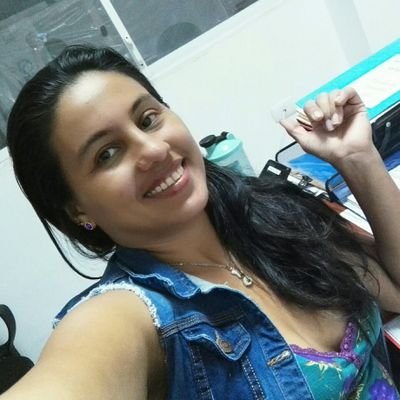 Profile Picture of Elizabeth Paz (@elizapazpareja) on Twitter