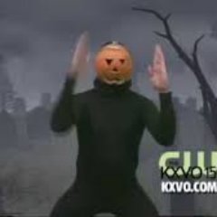 Profile Picture of John Macmiller (@Xx3spuky5meXx) on Twitter