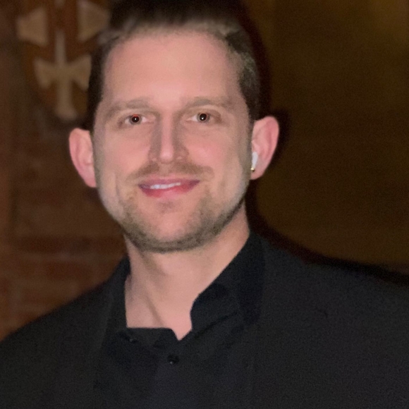 Profile Picture of Christopher San rocco (@tristan0076) on Poshmark