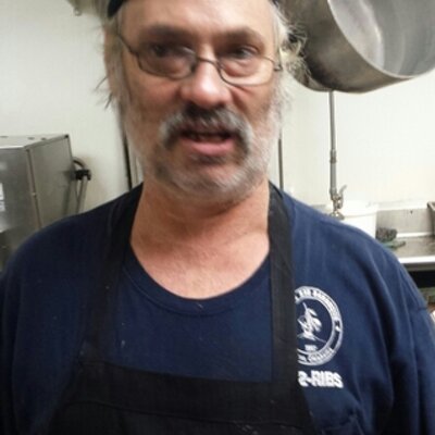 Profile Picture of Edward Whitlock (@dishwasherman69) on Twitter