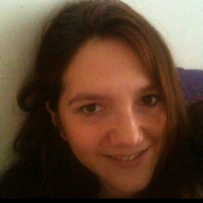 Profile Picture of Theresa Daniels (@apachefeather) on Twitter