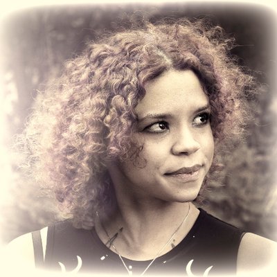 Profile Picture of Ella Duvivier (@EllaDuV) on Twitter