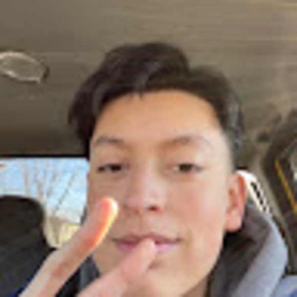 Profile Picture of Alexander Rebollar (@alexanderreboll) on Poshmark