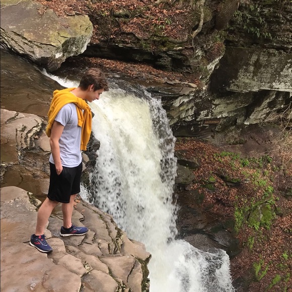 Profile Picture of Dominick Berardelli (@domberardelli) on Poshmark