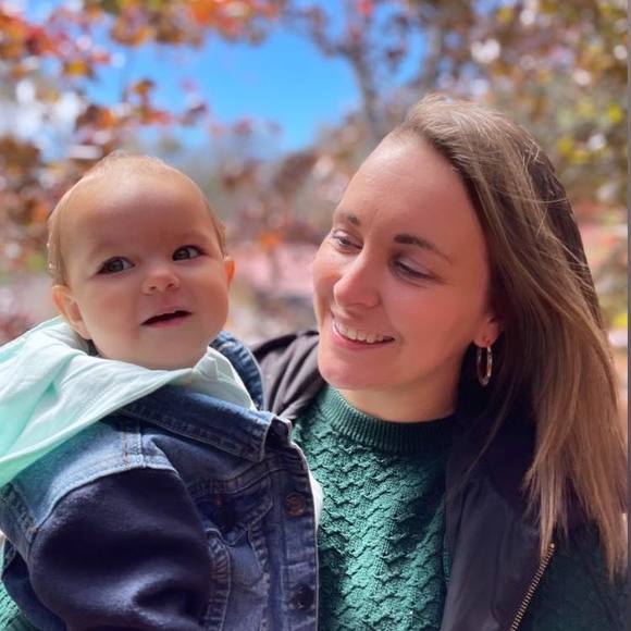 Profile Picture of Jenna Condie (@jennacondie) on Poshmark