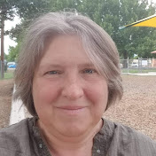 Profile Picture of Cheryl James (@dulcigeek) on Youtube