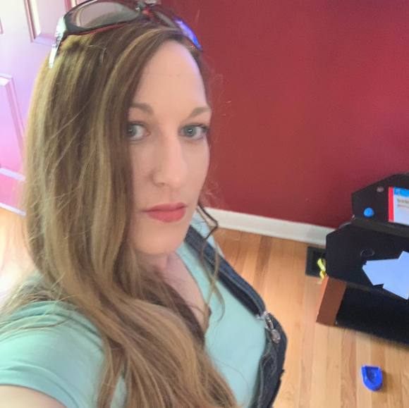 Profile Picture of Chassity Franklin (@chass284) on Poshmark