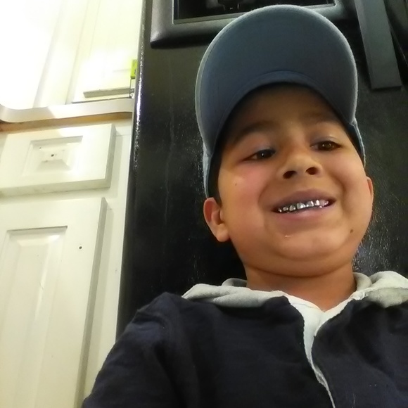 Profile Picture of Maximiliano Ramirez (@maximiliano_r) on Poshmark