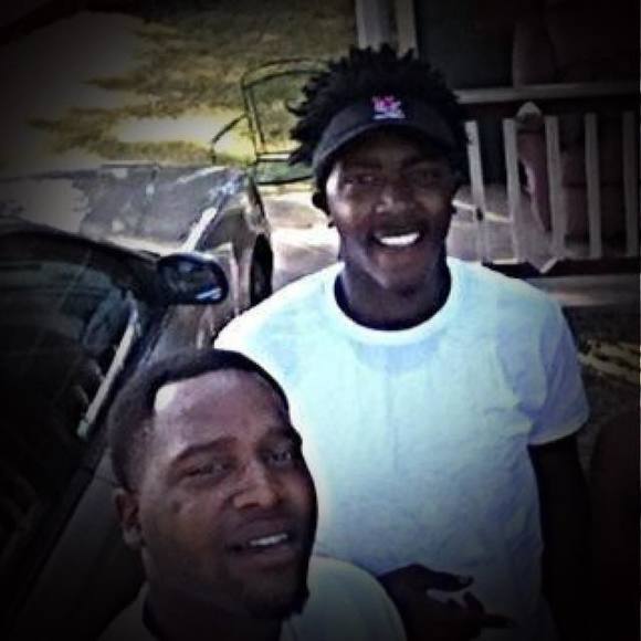 Profile Picture of Jonathan Monroe (@johhny69) on Poshmark