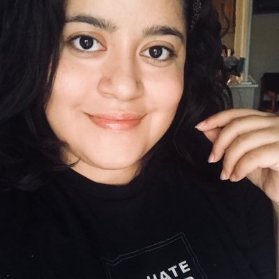 Profile Photo of Andréa Espinoza Cruz (@andreaacruzz) on Twitter