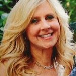 Profile Picture of Jeri Schwartz (@jeriblueyes) on Instagram