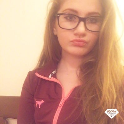 Profile Picture of  ➕Paige Caskey ➕ (@paigecasket) on Twitter