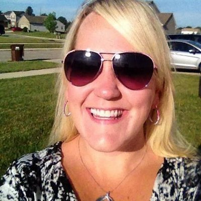 Profile Picture of Circe Pullen (@CirceAnn) on Twitter