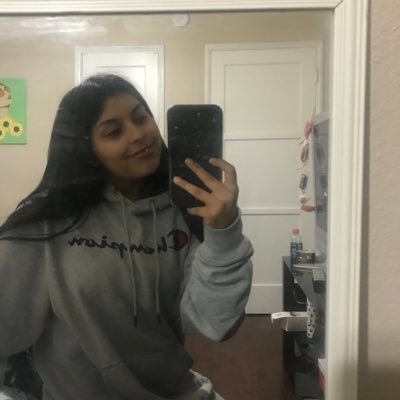 Profile Picture of Samantha Alvarado (@s_alvarado02) on Twitter