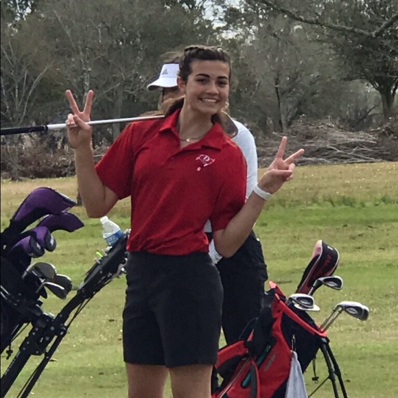 Profile Picture of Emilee Totino (@emilee_totino) on Poshmark