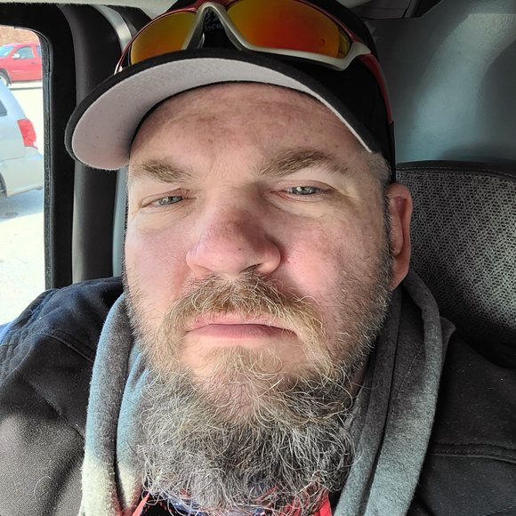 Profile Picture of Christopher Capazzi (@loaf56231) on Poshmark