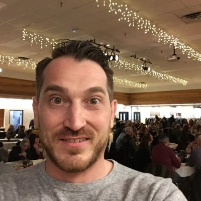 Profile Picture of James Uloth (@JamesTheComic) on Twitter