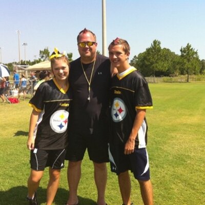 Profile Picture of Tom Wieckowski (@Tom_x_baker) on Twitter