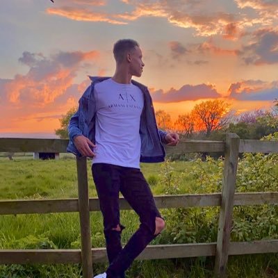 Profile Picture of Sam Sides (@SamSides2) on Twitter