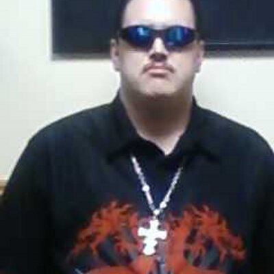 Profile Picture of Stephen Torrez (@Travieso1974) on Twitter