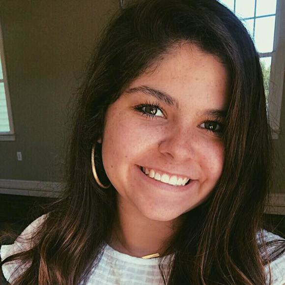 Profile Picture of Sophia Heath (@hsophia3) on Poshmark