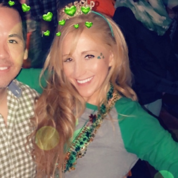 Profile Picture of Susanne Grams (@sizanne8) on Poshmark